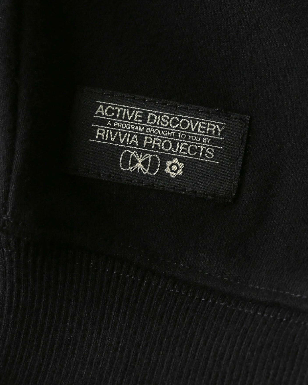 Polerón Rivvia Flag Negro