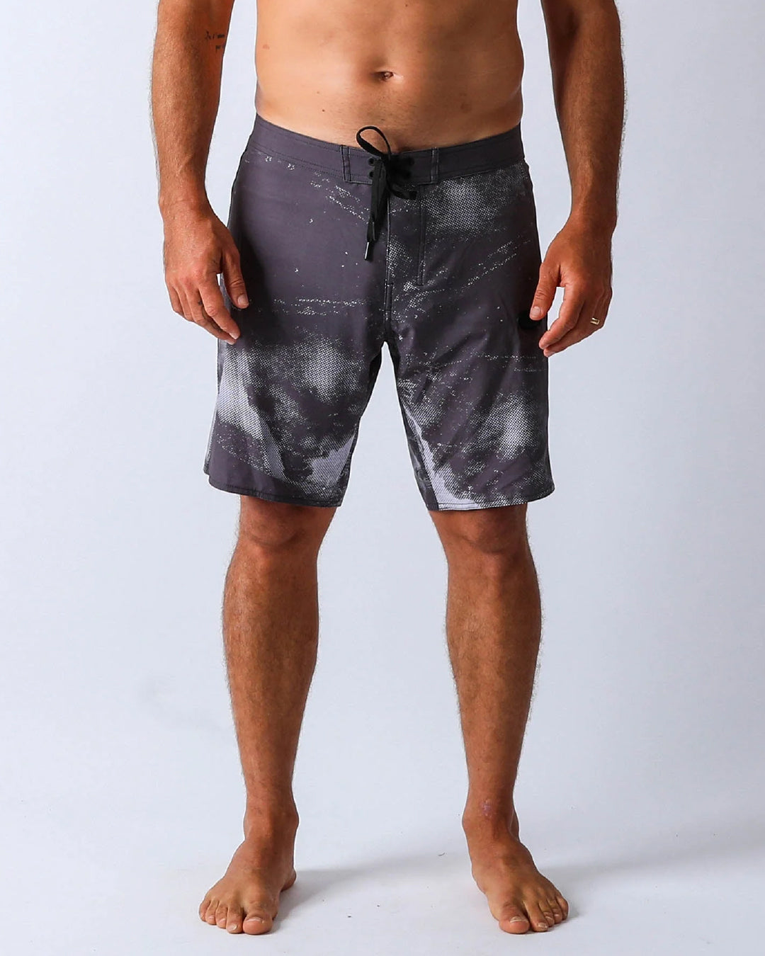 Traje de Baño / Short Rivvia Projects Mountain Stereo 18' Charcoal